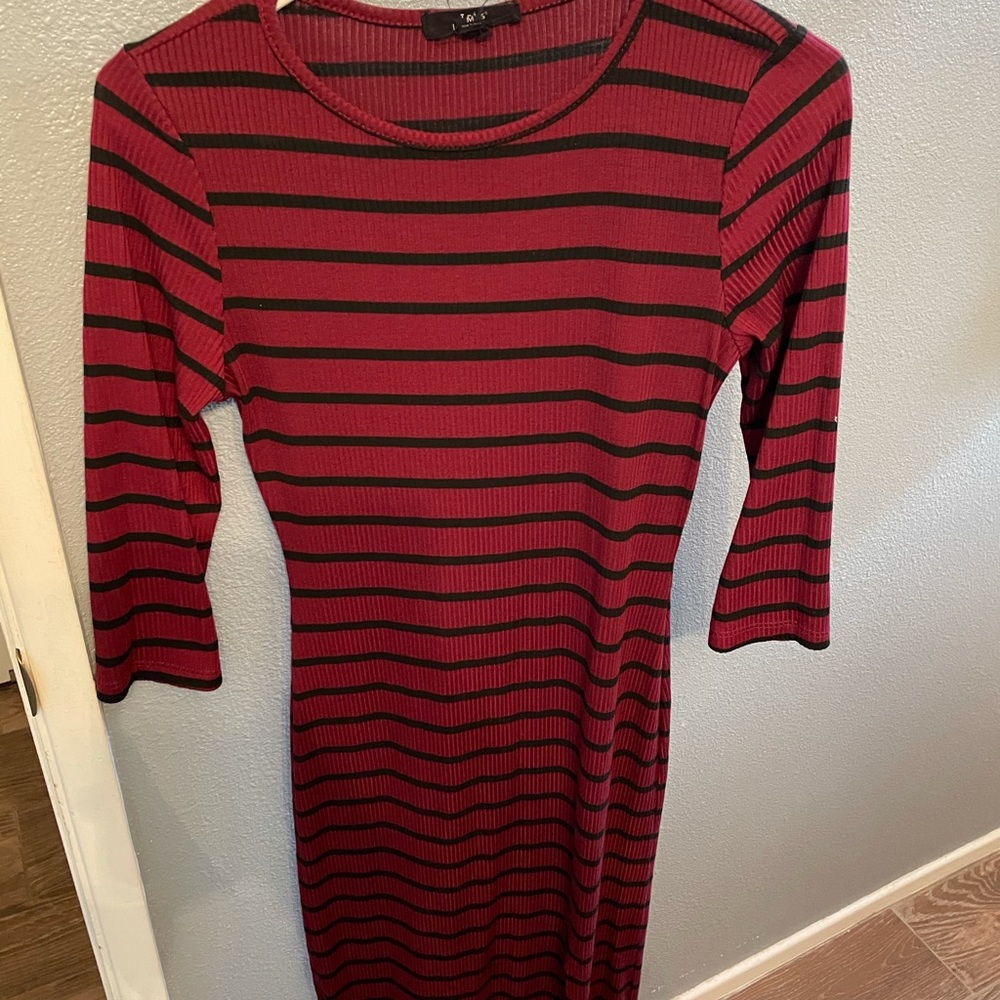 Red striped long sleeve maxi dress